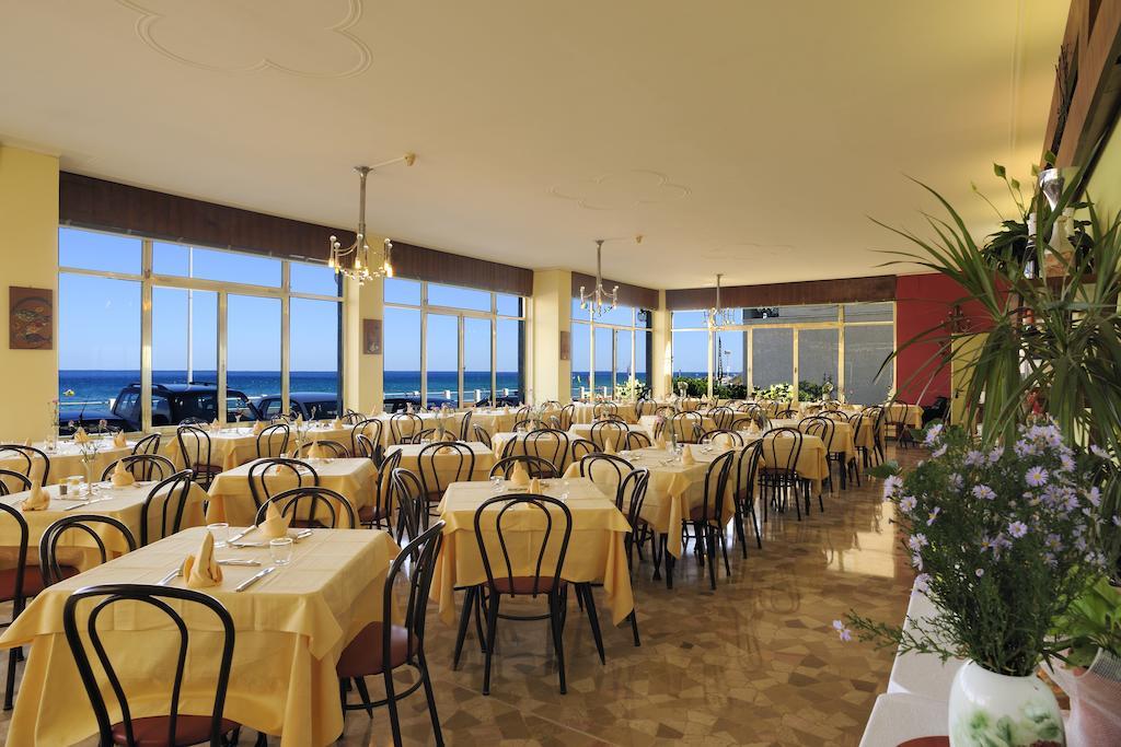Hotel Bristol Laigueglia Esterno foto